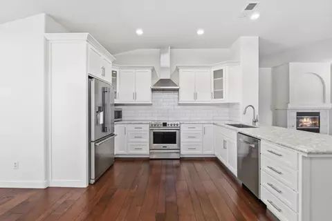 Kitchen - 2700 Tradition Way, Modesto, CA 95355 photo 1 of 1