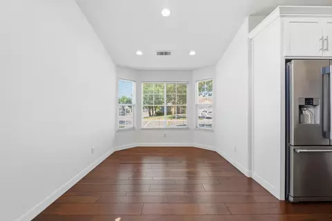 Living - 2700 Tradition Way, Modesto, CA 95355 photo 4 of 6