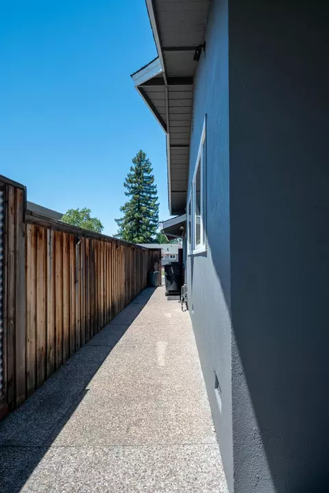 4530 Bela Way, Carmichael, CA 95608 photo 32