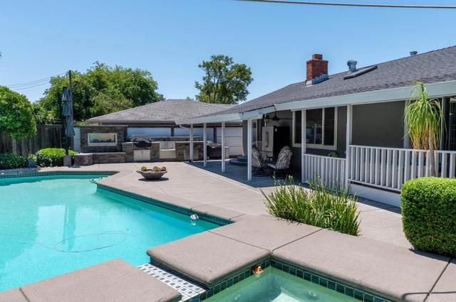 4530 Bela Way, Carmichael, CA 95608