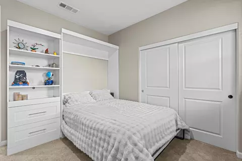Bedroom - 1696 Firebrite Ct, Hughson, CA 95326 photo 5 of 6