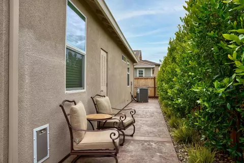 Exterior - 1696 Firebrite Ct, Hughson, CA 95326 photo 2 of 6