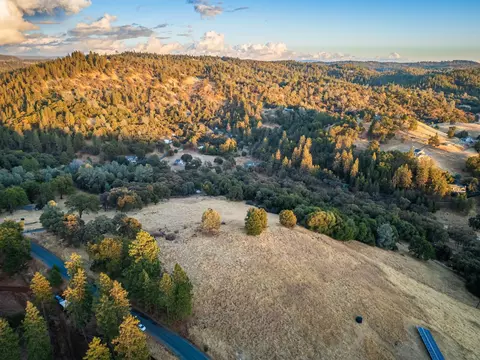 19635 Peyton Pl, Grass Valley, CA 95949 photo 22