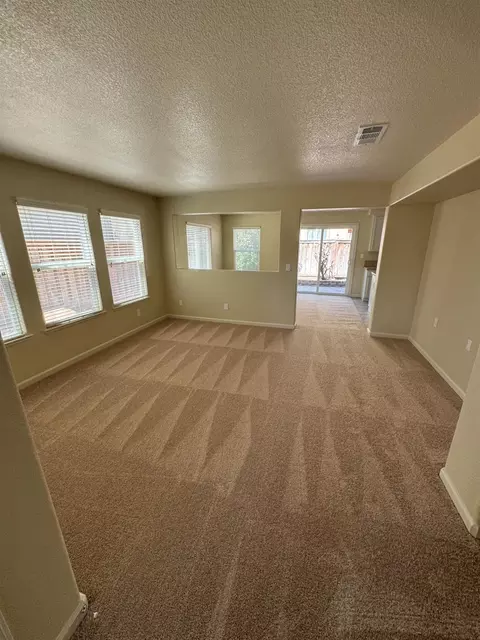 Living - 17359 Stone Celler Way, Lathrop, CA 95330 photo 2 of 4