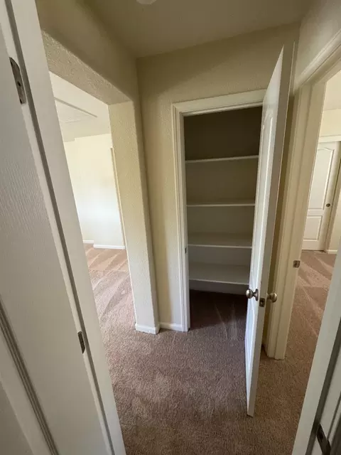 Entry Way - 17359 Stone Celler Way, Lathrop, CA 95330 photo 5 of 9