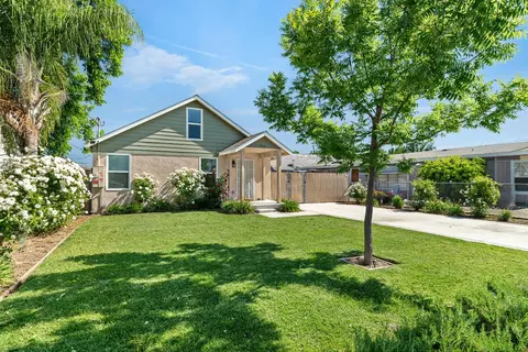 3761 Arizona Ave, Riverbank, CA 95367