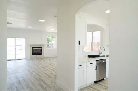 Entry Way - 8226 Windmill Oaks Pl, Antelope, CA 95843 photo 1 of 1