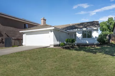 8226 Windmill Oaks Pl, Antelope, CA 95843