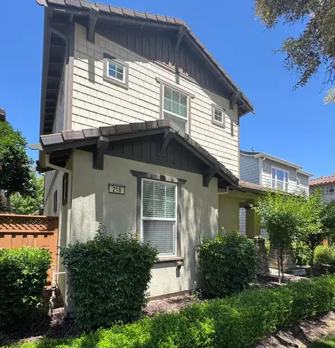 218 W Erics Way, Mountain House, CA 95391