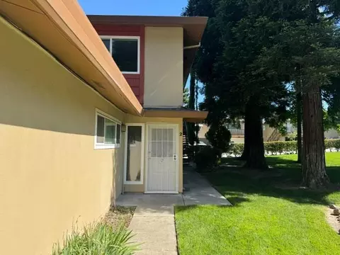 5128 Rhode Island Dr #2, Sacramento, CA 95841