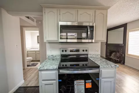 Kitchen - 3700 Tully Rd #5, Modesto, CA 95356 photo 4 of 5