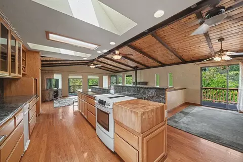 Kitchen - 13730 June Way, Jackson, CA 95642 photo 3 of 7