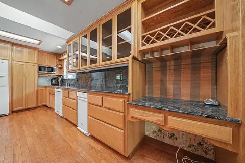 Kitchen - 13730 June Way, Jackson, CA 95642 photo 4 of 7
