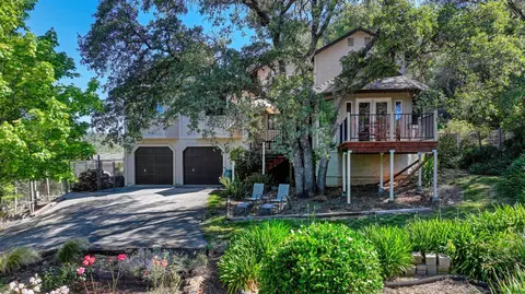 5175 Thomas Dr, Auburn, CA 95602