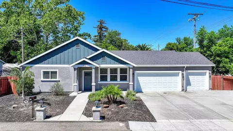403 Niles Ave, Roseville, CA 95678