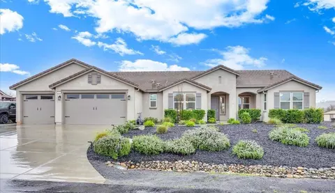 Exterior - 133 Palisades Pl, Copperopolis, CA 95228 photo 2 of 18