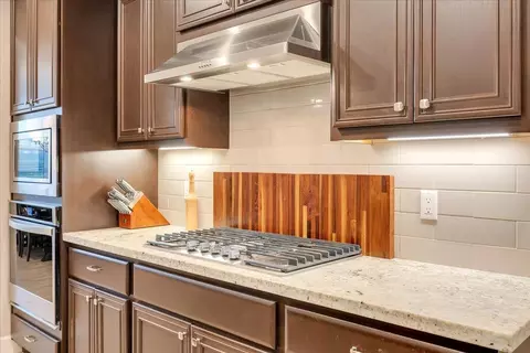 Kitchen - 133 Palisades Pl, Copperopolis, CA 95228 photo 6 of 8