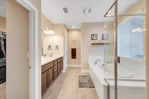 Entry Way - 133 Palisades Pl, Copperopolis, CA 95228 photo 3 of 5