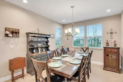 Dining - 133 Palisades Pl, Copperopolis, CA 95228 photo 2 of 4