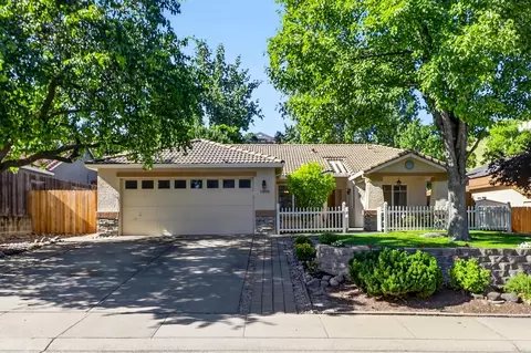 2308 Stefanie Ct, Rocklin, CA 95765