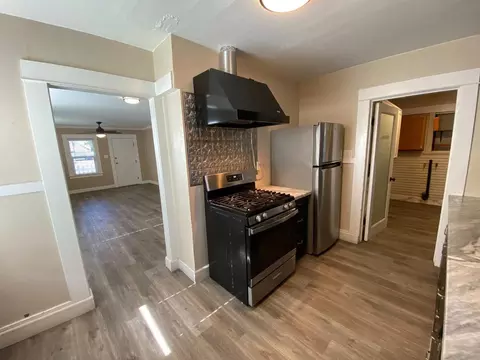 Kitchen - 112 Almond Ave, Modesto, CA 95354 photo 2 of 4