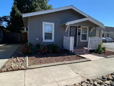 Exterior - 112 Almond Ave, Modesto, CA 95354 photo 3 of 6