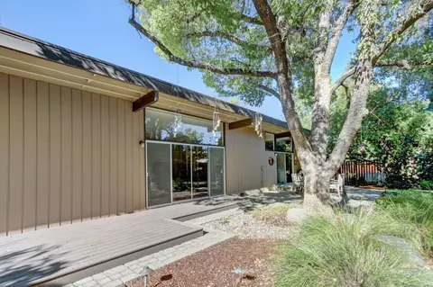 Exterior - 1012 Fordham Dr, Davis, CA 95616 photo 17 of 20