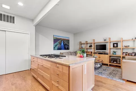 Kitchen - 1012 Fordham Dr, Davis, CA 95616 photo 5 of 7