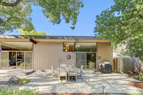 Exterior - 1012 Fordham Dr, Davis, CA 95616 photo 15 of 20