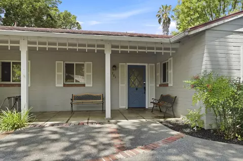 Exterior - 701 Oak Ave, Davis, CA 95616 photo 4 of 8