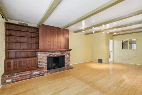 Living - 701 Oak Ave, Davis, CA 95616 photo 4 of 12