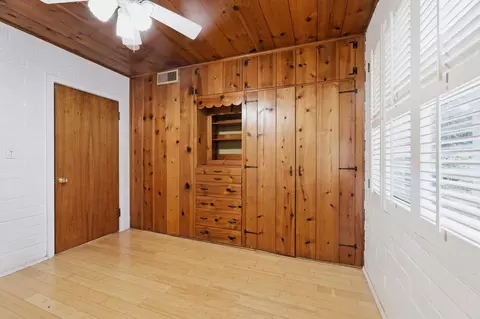 Bedroom - 701 Oak Ave, Davis, CA 95616 photo 4 of 9