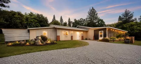 20045 Jesus Maria Rd, Mokelumne Hill, CA 95245