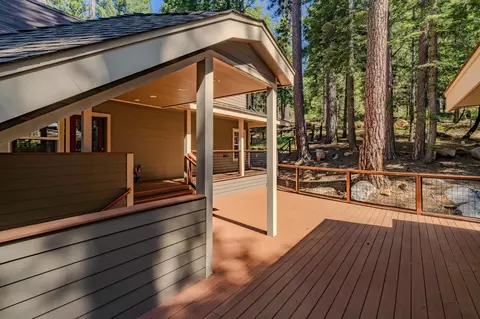 Exterior - 3061 Tahos Dr, Dorrington, CA 95223 photo 3 of 25