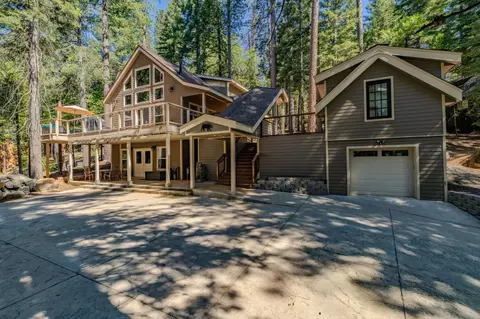 3061 Tahos Dr, Dorrington, CA 95223