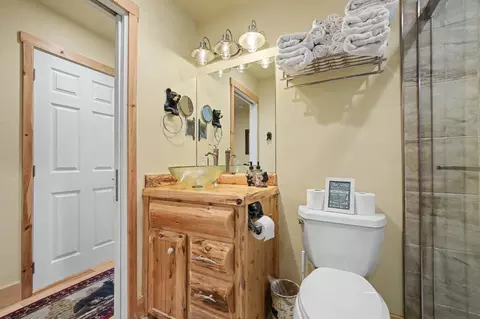 Bath - 3061 Tahos Dr, Dorrington, CA 95223 photo 1 of 9