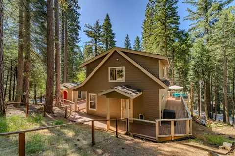 Exterior - 3061 Tahos Dr, Dorrington, CA 95223 photo 22 of 25