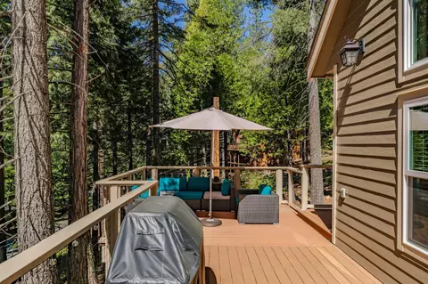 Exterior - 3061 Tahos Dr, Dorrington, CA 95223 photo 10 of 25