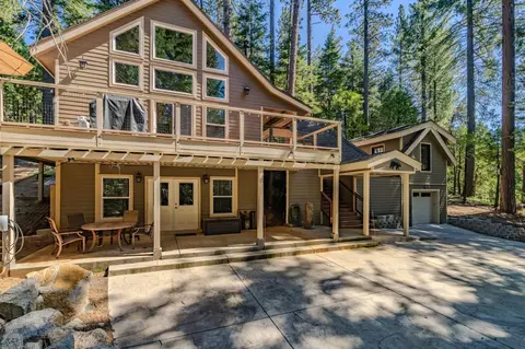Exterior - 3061 Tahos Dr, Dorrington, CA 95223 photo 2 of 25