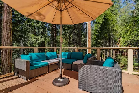 Exterior - 3061 Tahos Dr, Dorrington, CA 95223 photo 11 of 25