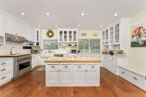 15440 Barney Rd, Plymouth, CA 95669