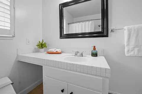 Bath - 1775 Elmhurst Ln, Concord, CA 94521 photo 4 of 6