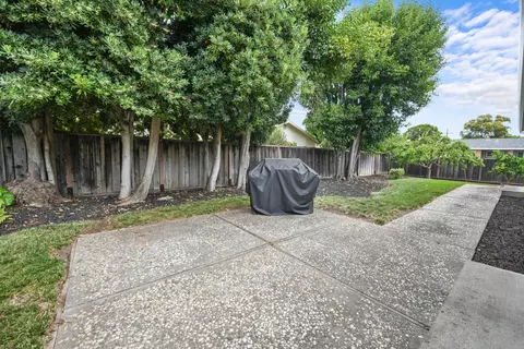 Exterior - 1775 Elmhurst Ln, Concord, CA 94521 photo 5 of 21