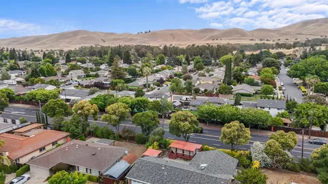 View/Area - 1775 Elmhurst Ln, Concord, CA 94521 photo 2 of 3
