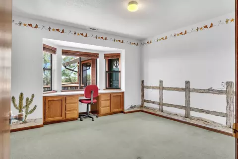 Bedroom - 6287 Oak Hill Rd, Placerville, CA 95667 photo 1 of 9
