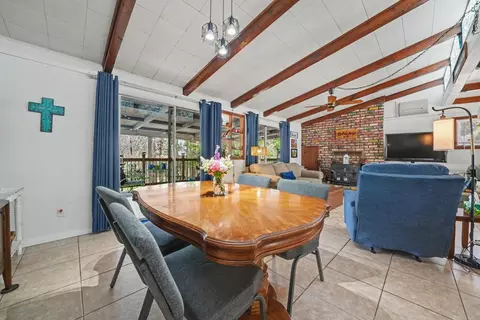 Dining - 11751 Coarse Gold Ln, Columbia, CA 95310 photo 2 of 2