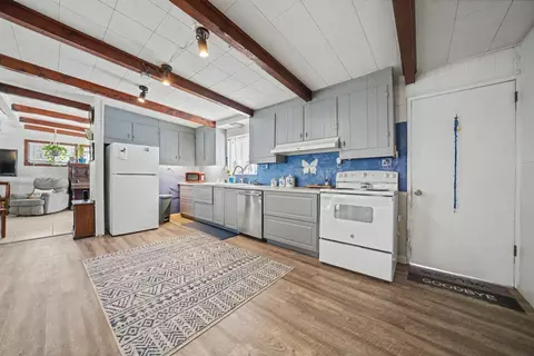 Kitchen - 11751 Coarse Gold Ln, Columbia, CA 95310 photo 1 of 1