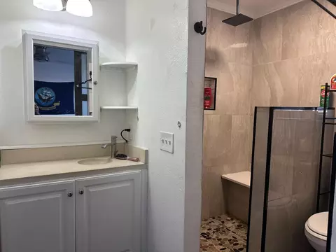 Bath - 1440 Windsor Ct, Turlock, CA 95380 photo 2 of 2