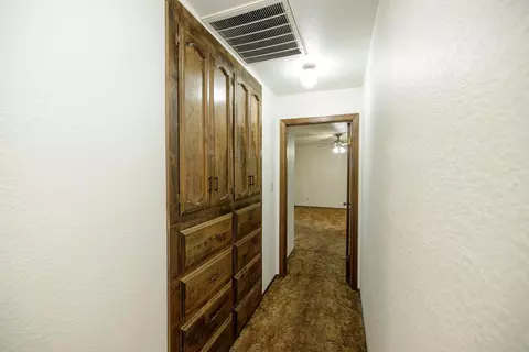 Entry Way - 1009 Riesling Dr, Modesto, CA 95351 photo 4 of 4
