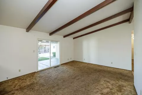 Living - 1009 Riesling Dr, Modesto, CA 95351 photo 8 of 12